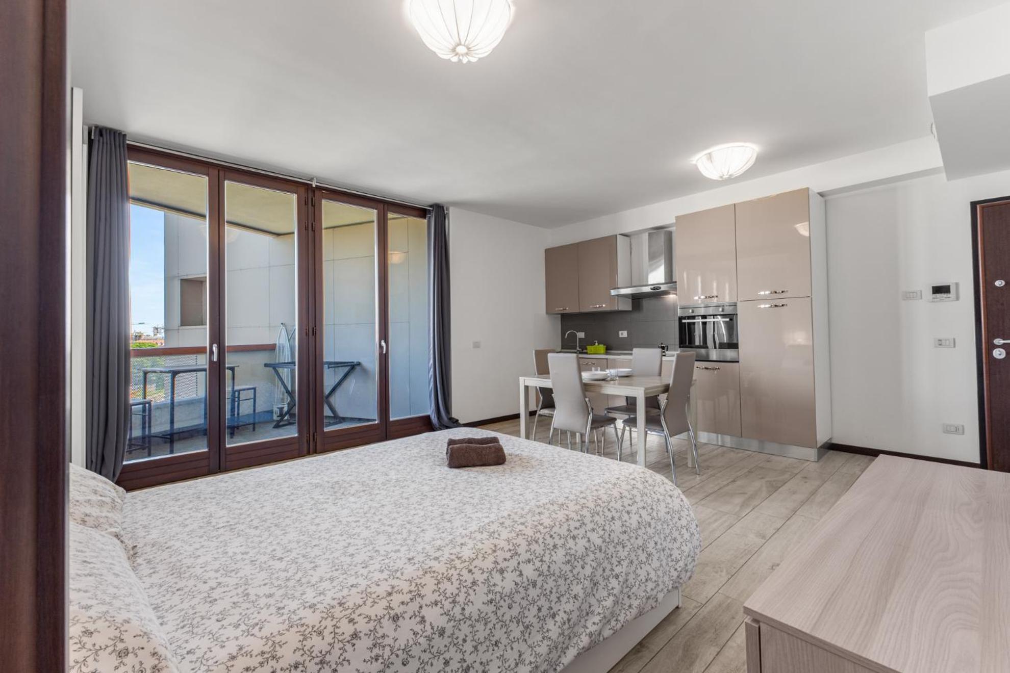 Monolocale Con Balcone Self Check In Sempione Appartement Milaan