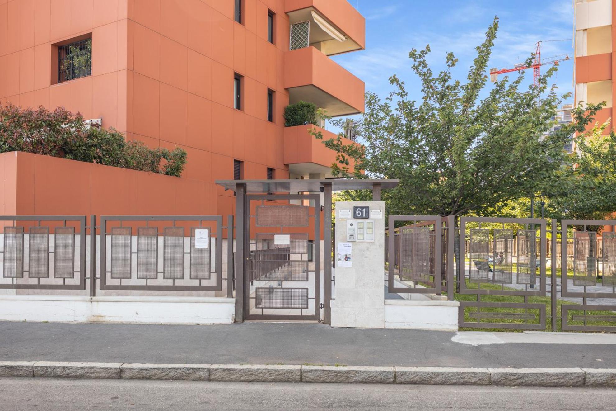 Monolocale Con Balcone Self Check In Sempione * Mailand